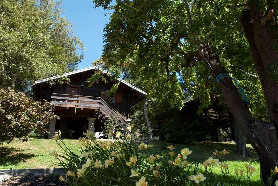 Village 3* Pollein